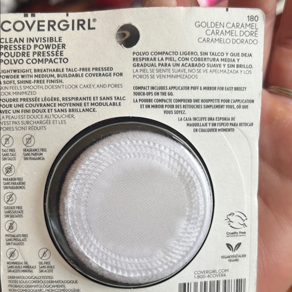 COVERGIRL Outlast Extreme Wear Concealer and Pressed Powder Set - Picture 5 of 5